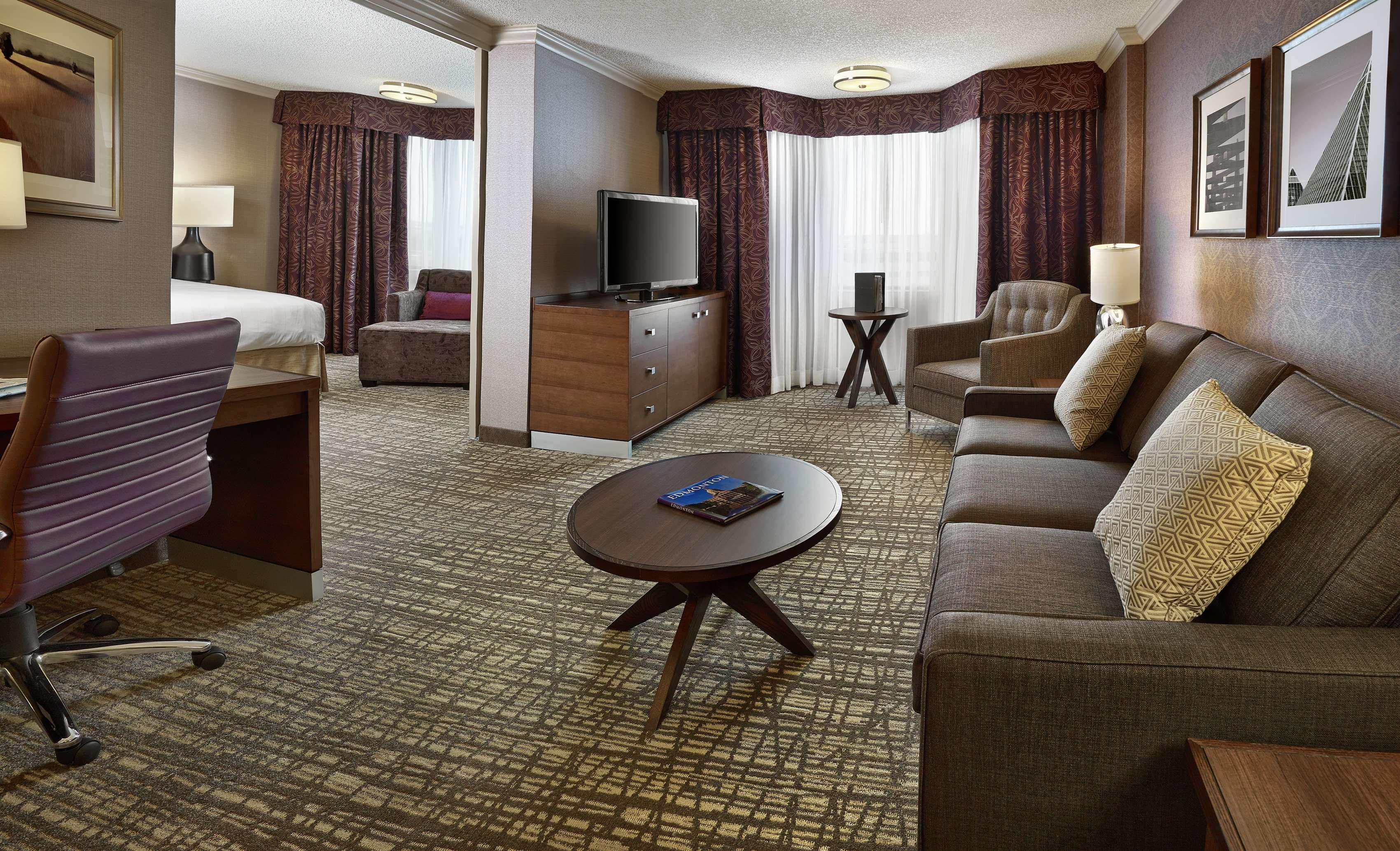 ดับเบิลทรี บาย ฮิลตัน เวสต์ เอ็ดมอนตัน Hotel เอดมันตัน ภายนอก รูปภาพ
