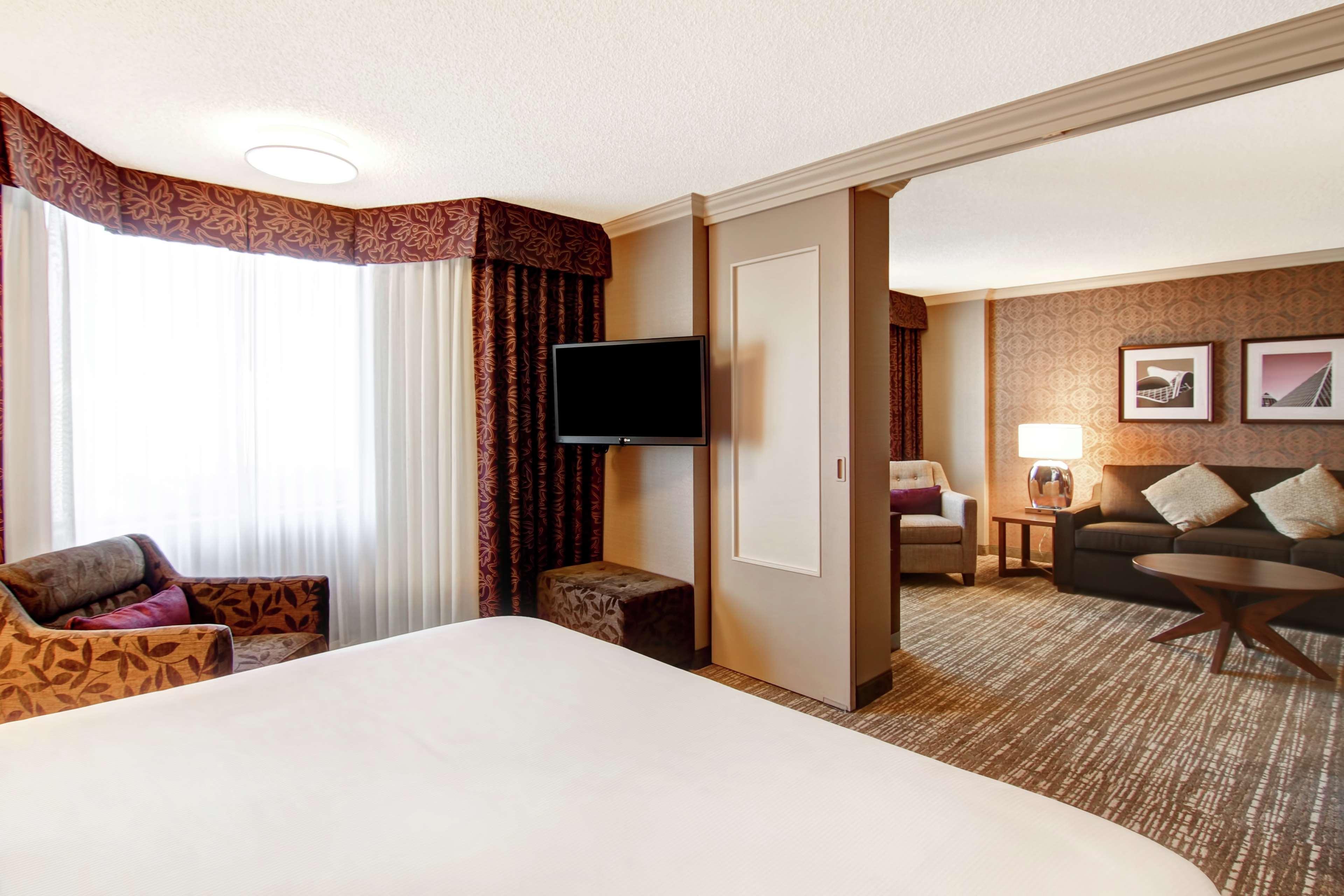ดับเบิลทรี บาย ฮิลตัน เวสต์ เอ็ดมอนตัน Hotel เอดมันตัน ภายนอก รูปภาพ