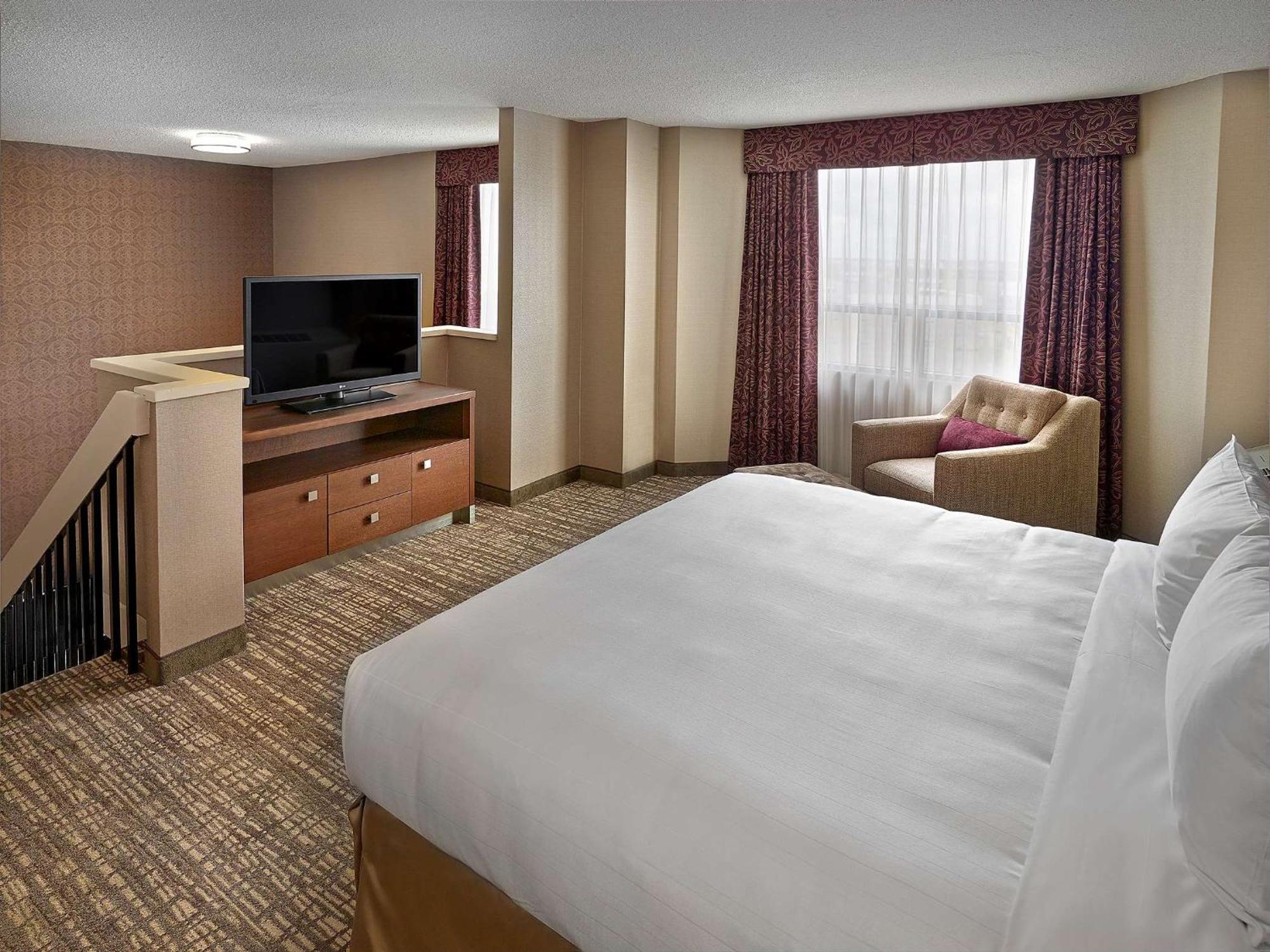 ดับเบิลทรี บาย ฮิลตัน เวสต์ เอ็ดมอนตัน Hotel เอดมันตัน ภายนอก รูปภาพ