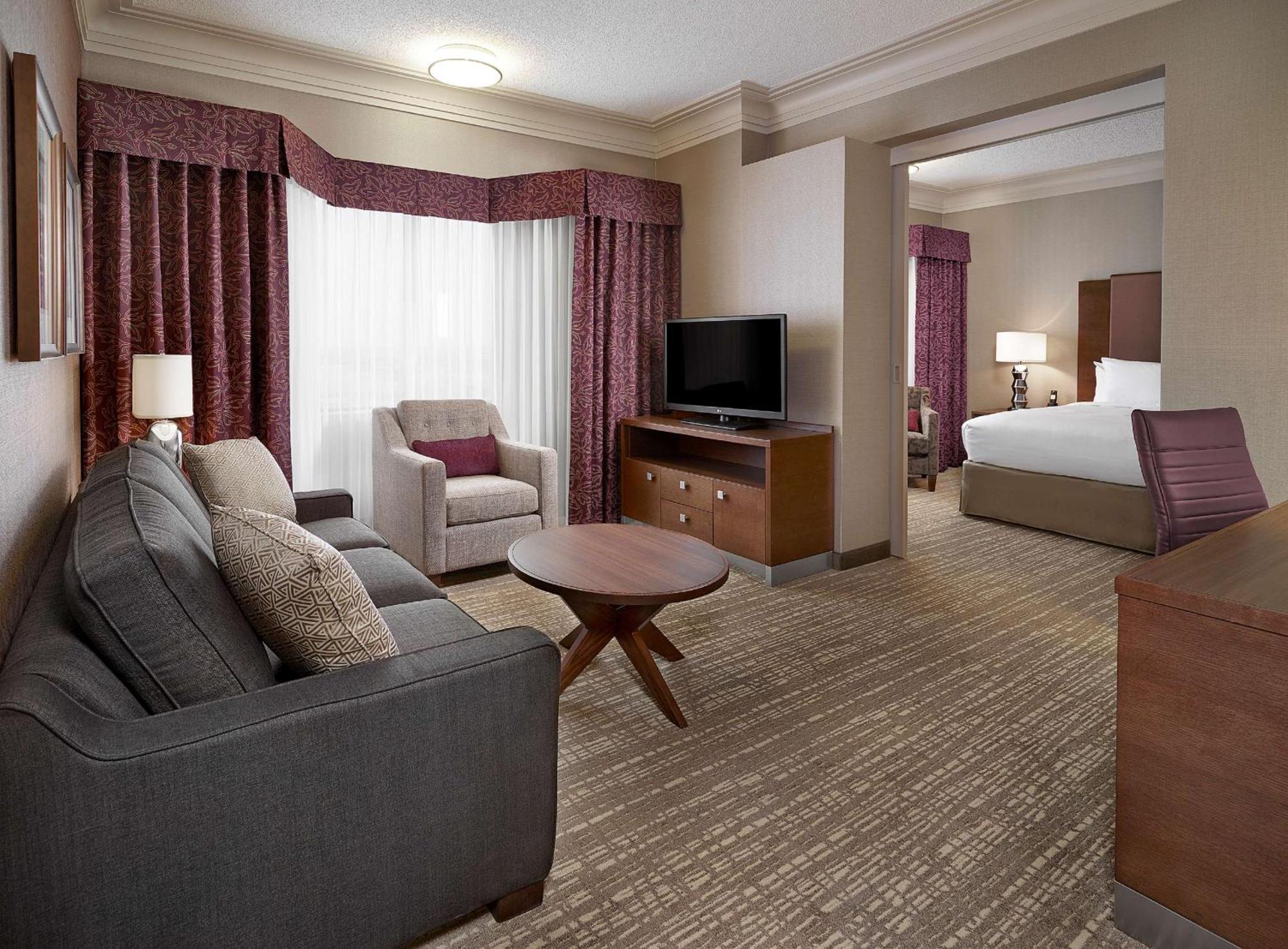 ดับเบิลทรี บาย ฮิลตัน เวสต์ เอ็ดมอนตัน Hotel เอดมันตัน ภายนอก รูปภาพ